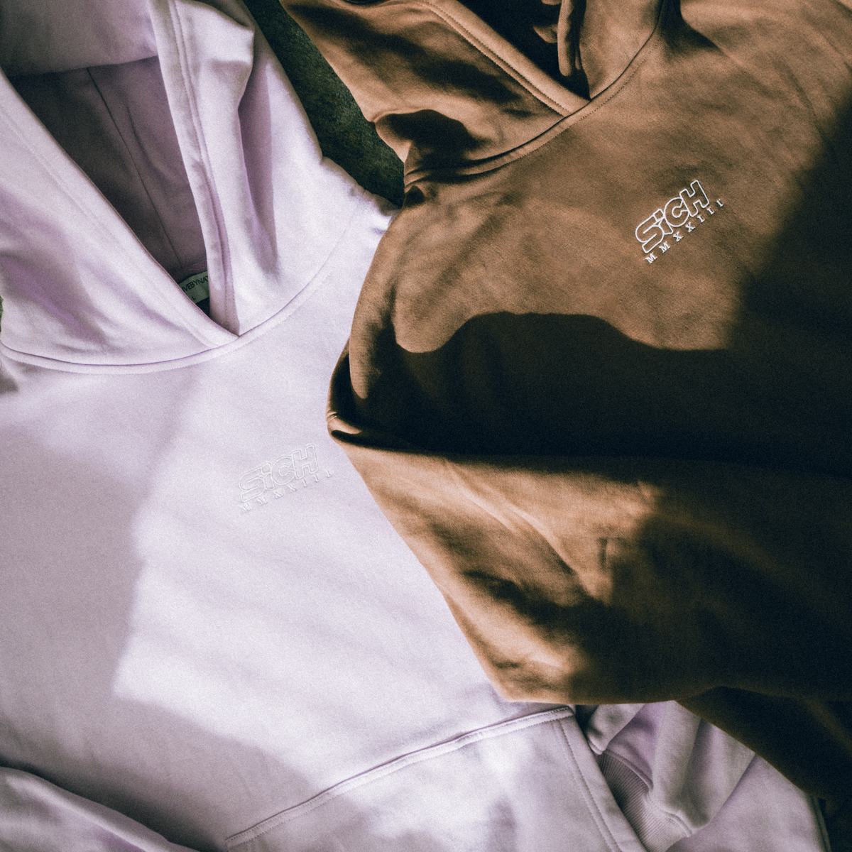 Brands & business photo by Sichpicsss